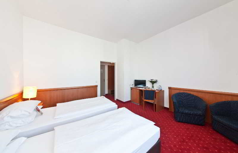 Novum Style Hotel Aldea Берлин Экстерьер фото