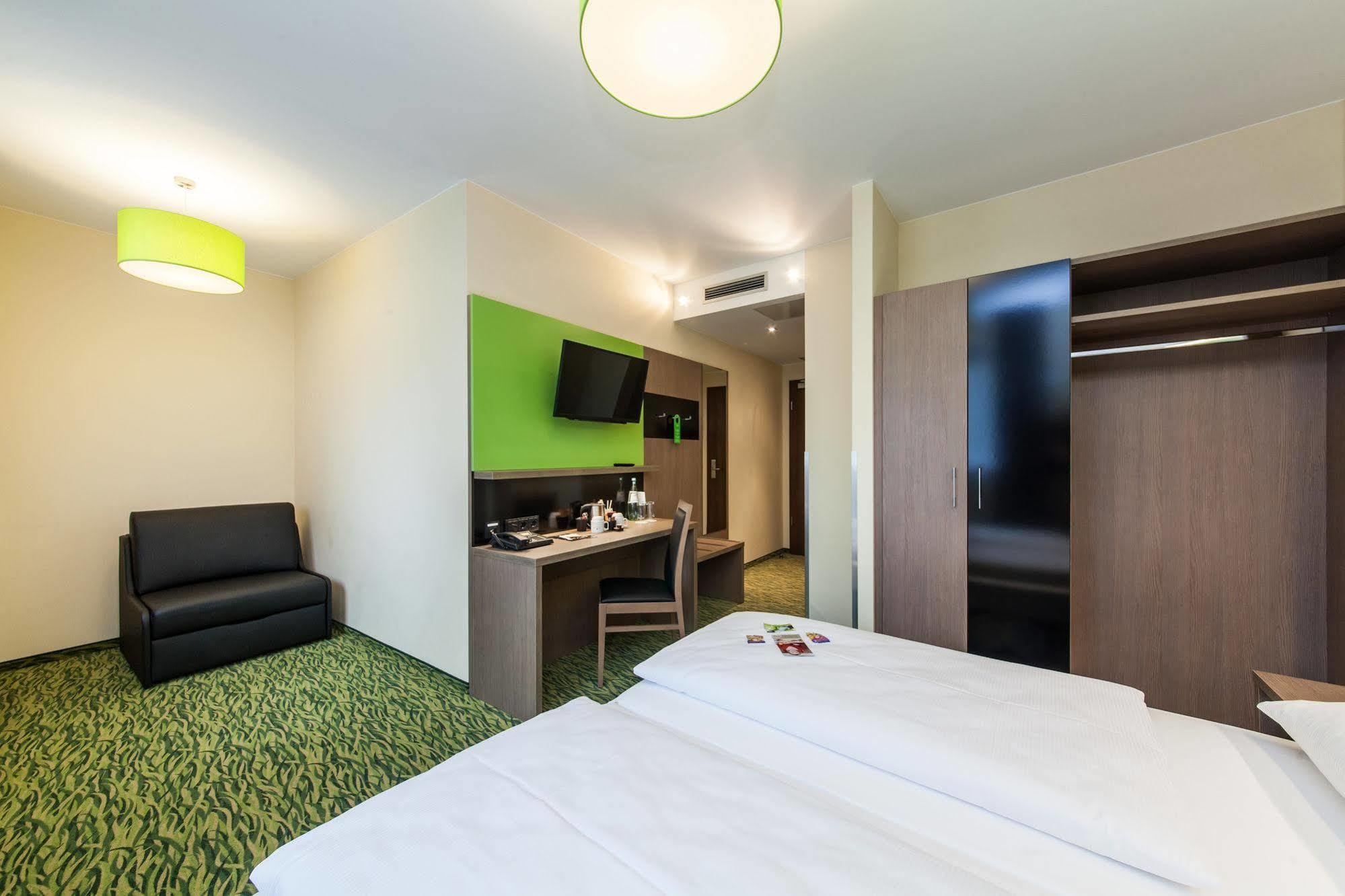 Novum Style Hotel Aldea Берлин Экстерьер фото