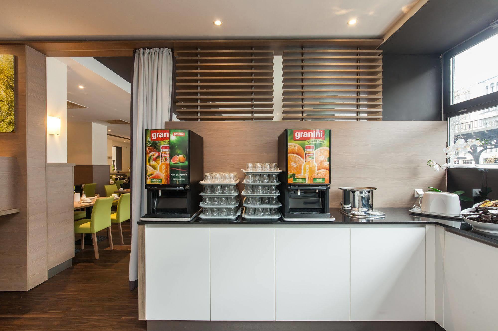 Novum Style Hotel Aldea Берлин Экстерьер фото