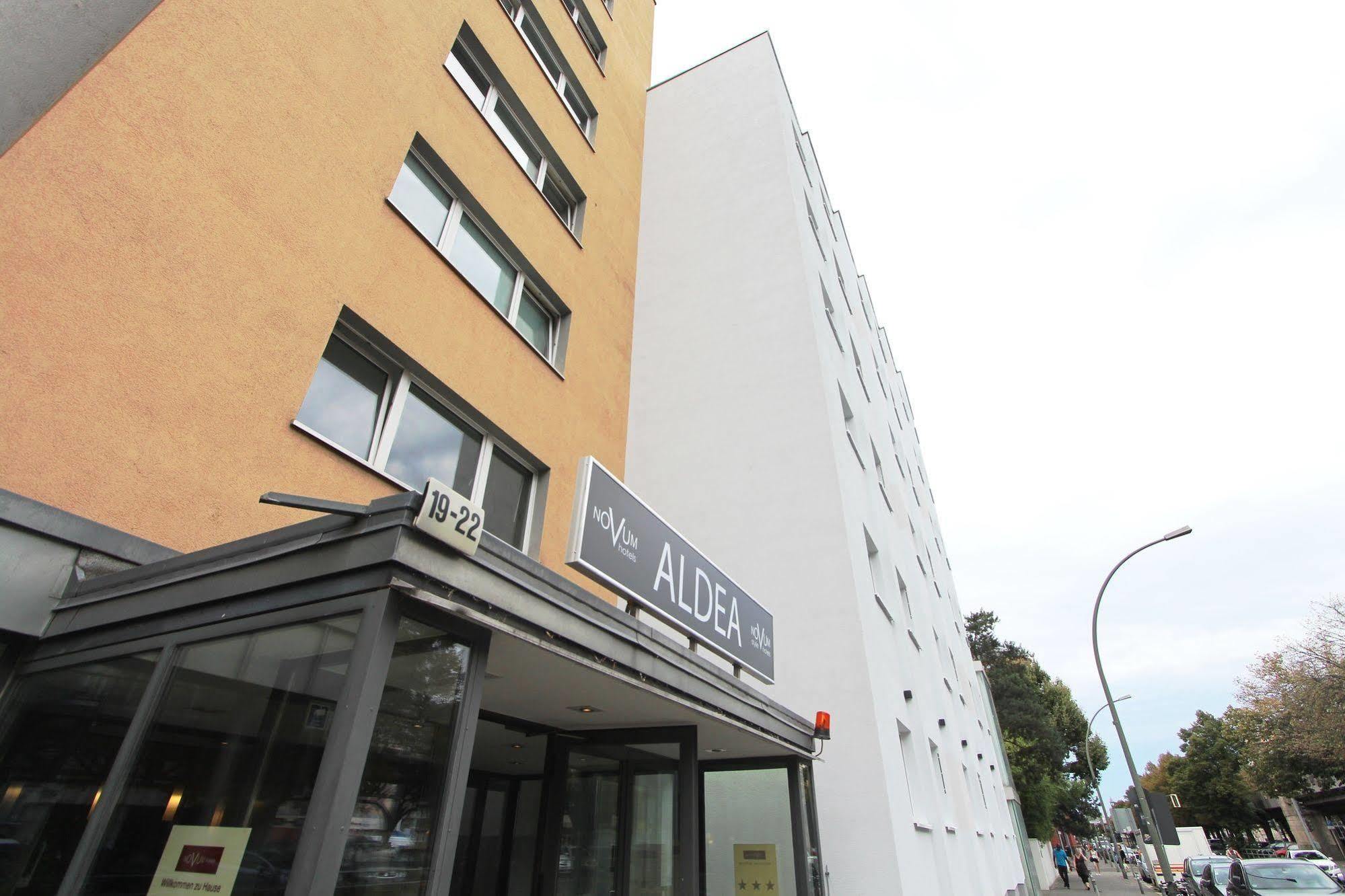 Novum Style Hotel Aldea Берлин Экстерьер фото