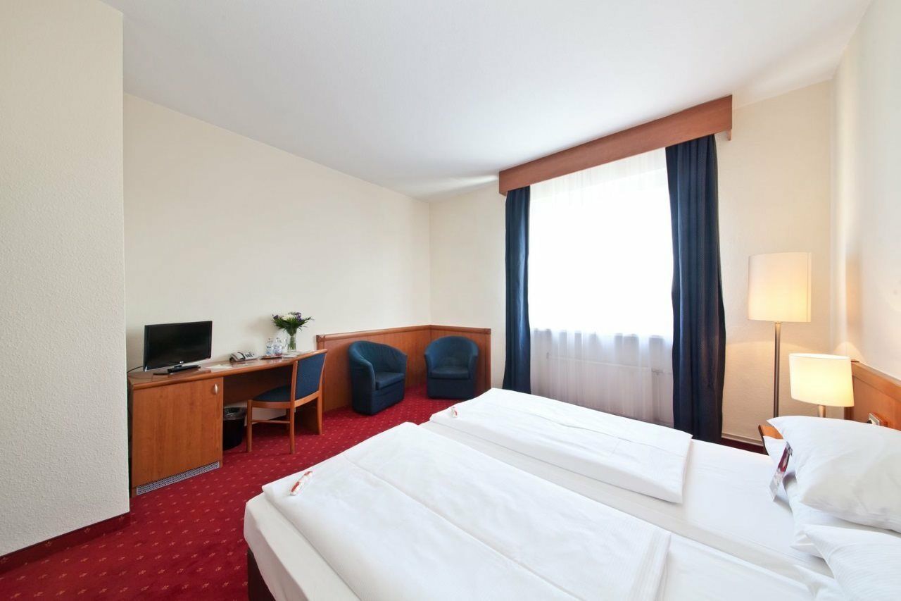 Novum Style Hotel Aldea Берлин Экстерьер фото